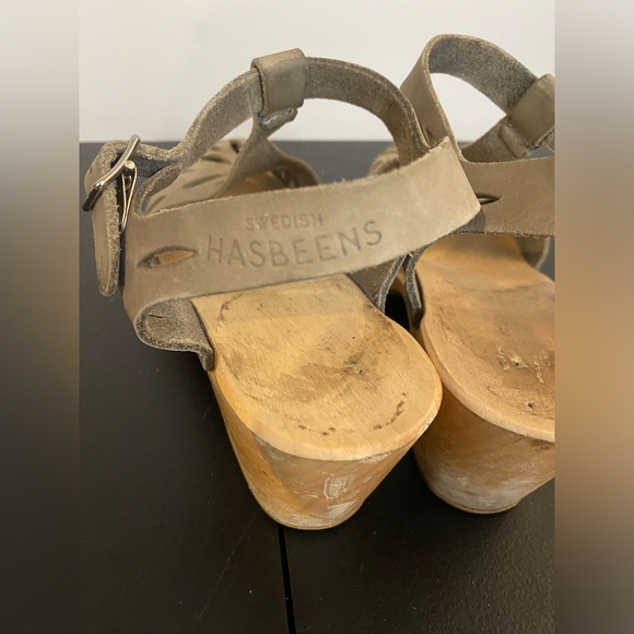 Swedish Hasbeens Mary Jane lacy clogs size 8 with wooden sole and buckle closure - Picture 6 of 15